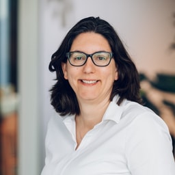 Elise Sivertsen e.sivertsen noordhoff.nl 500x500