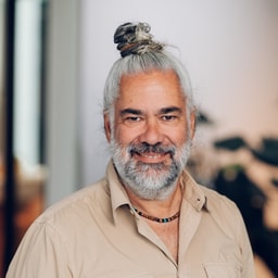 Dennis de Soomer d.desoomer noordhoff.nl 500x500