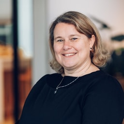 Inge Schlebaum i.schlebaum noordhoff.nl 500x500